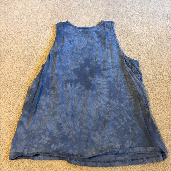 The Mountain Blue Tank Top with Bear and Abraham Lincoln - Picture 3 of 3